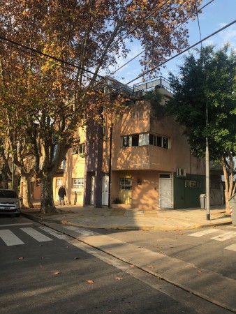 Jose Tamborini 3100, Coghlan, C.A.B.A.