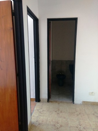 Dpto 3 ambientes al frente con balcón corrido