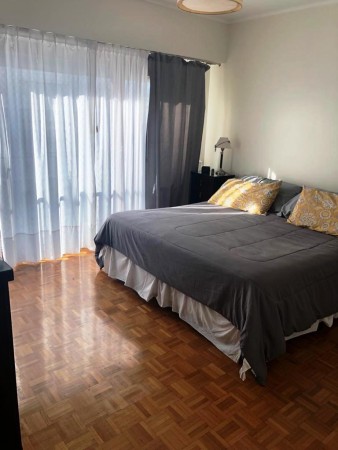 Exclusivo Dpto. 2 amb al frente con balcón-terraza en piso alto