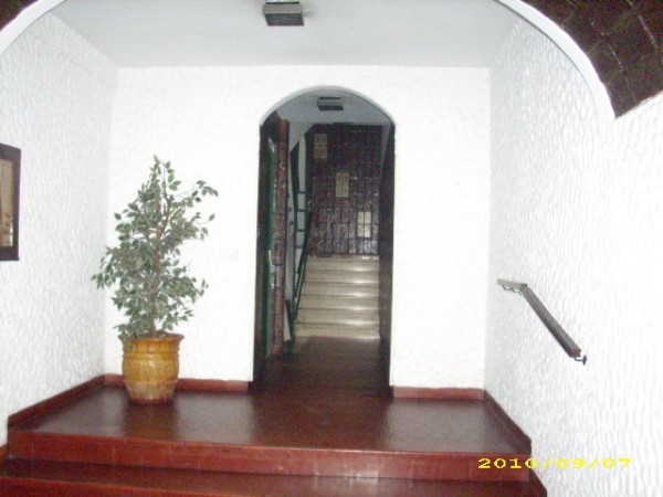 Dpto. 2 amb. al frente con balcón