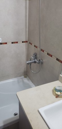 Dpto. 2 ambientes al frente con balcón