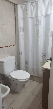 Dpto. 2 ambientes al frente con balcón