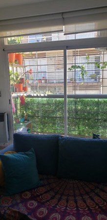 Dpto. 2 amb. al frente con balcon