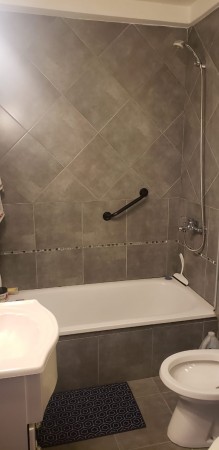 Dpto. 2 amb. al frente con balcon