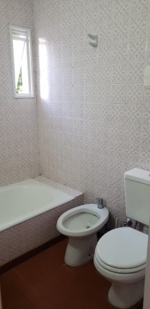 Dpto. 2 ambientes al frente con balcon