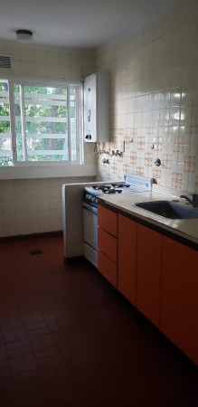 Dpto. 2 ambientes al frente con balcon