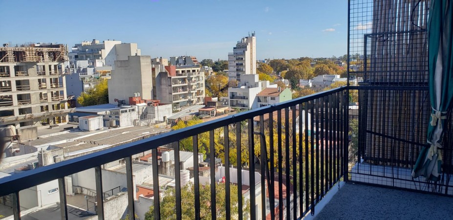 Dpto. 2 ambientes amplio con balcon y vista panoramica