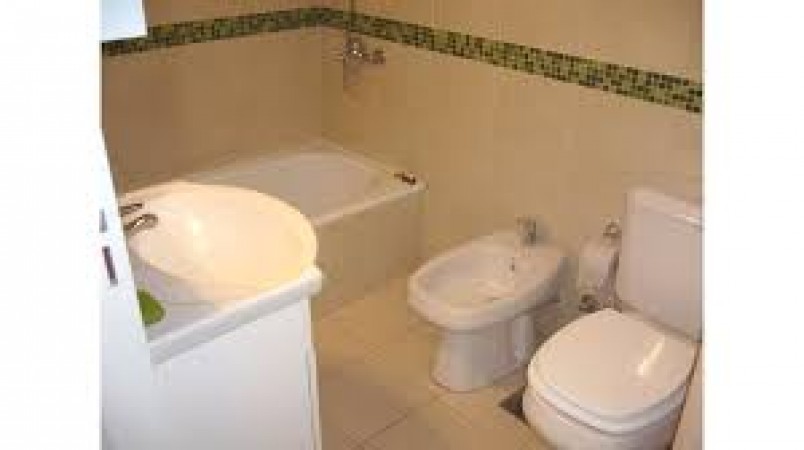 Dpto. Mono ambiente cfte c/balcon y cochera fija