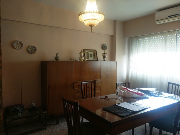 Dpto. 3 ambientes al frente Impecable.