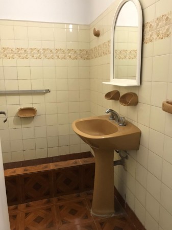 Dpto. 3 ambientes al frente Impecable.