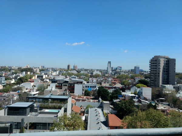 Dpto. 3 amb. con balcon al fte y cochera fija