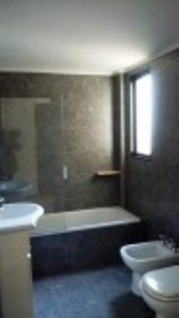 Dpto. mono ambiente amplio con balcon y vista abierta Centro de Saavedra.