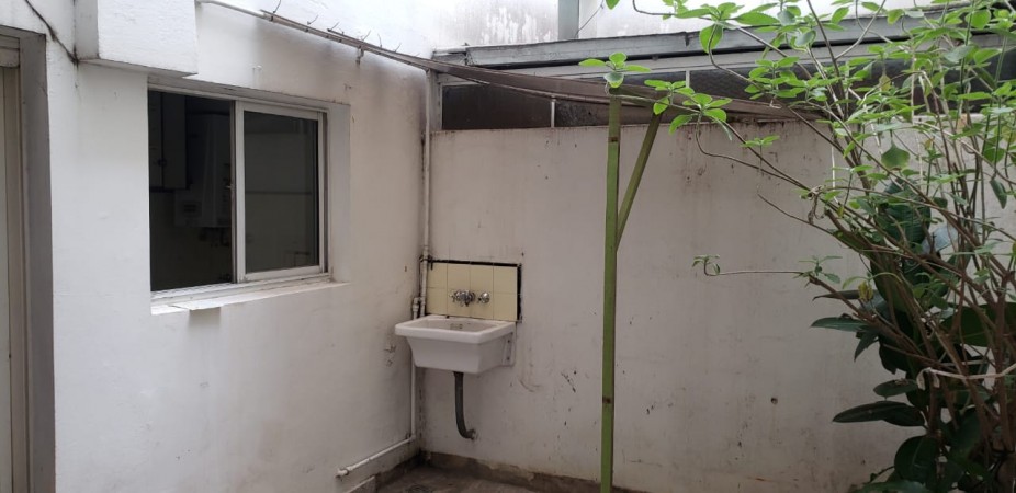 Departamento en venta , 2 Ambientes con Patio