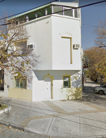 Amplia Casa de 4 Ambientes 126 m² Cub. Todo Planta Baja