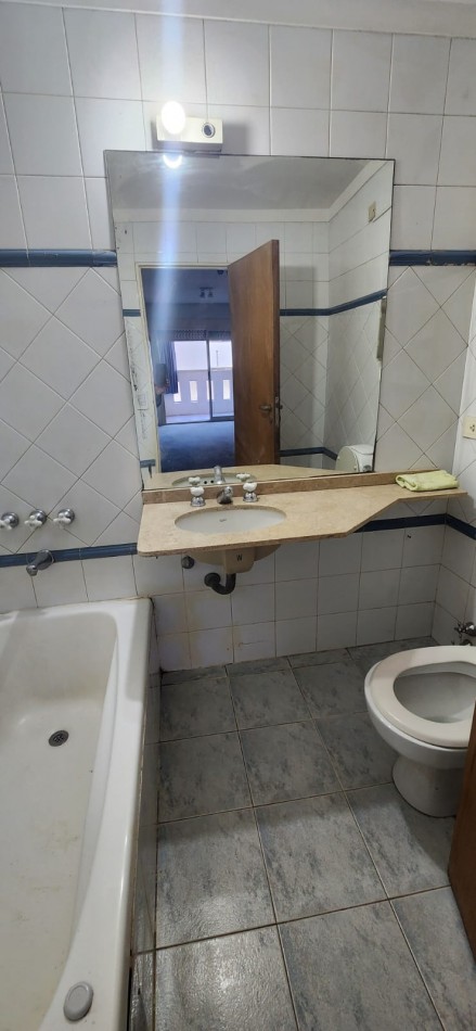 HERMOSO MONOAMBIENTE AL CFTE MUY LUMINOSO