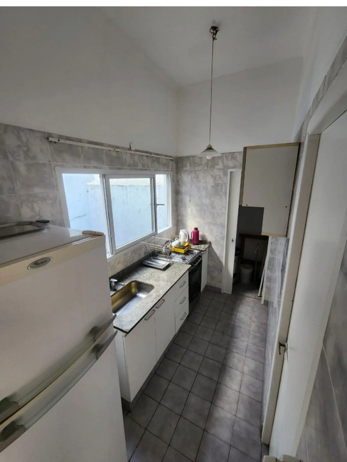 Amplio departamento 2 Ambientes