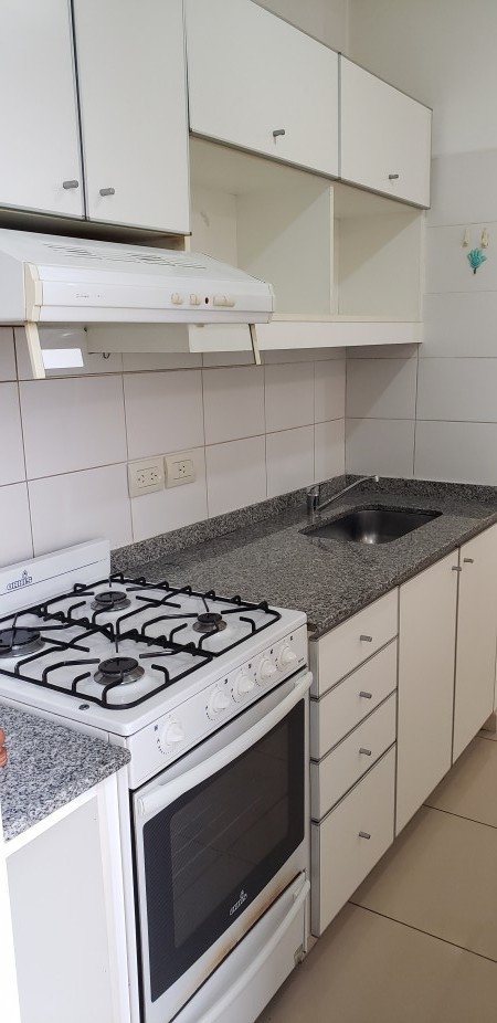 Dpto. 2 amb. impecable estado