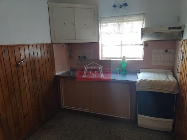 PH 2 ambientes con patio y parrilla. Sin expsas.