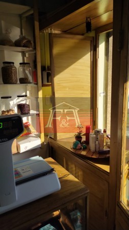 Local comercial impecable sobre Avda.