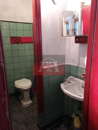 Local comercial impecable sobre Avda.