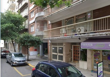 Dpto. 2 ambientes con balcon a cfte.