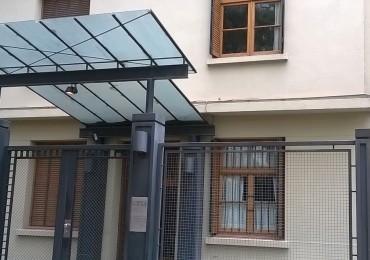 Dpto. 3 ambiente Plan Baja c/patio. Bajas expsas.